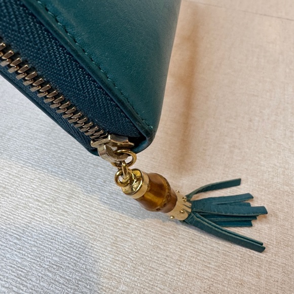 Gucci Teal Leather Zip Around Long Wallet Bamboo Tassel Detail - Picture 9 of 13
